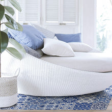 Load image into Gallery viewer, Lynn Vinyl Mat - VMAT