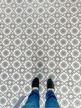 Load image into Gallery viewer, Wine Vinyl Mat - VMAT