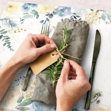 Load image into Gallery viewer, Classic design of placemat